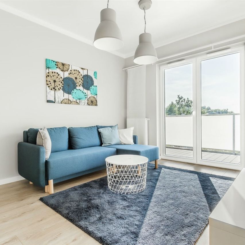 Łódź, Bałuty, Julianów, św. Teresy od Dzieciątka Jezus - Zdjęcie 1