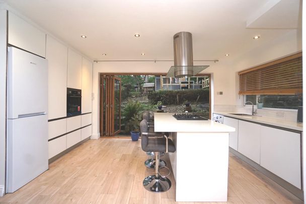3 bedroom House To Let - Photo 1