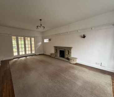 4 bedroom detached house to rent - Photo 4