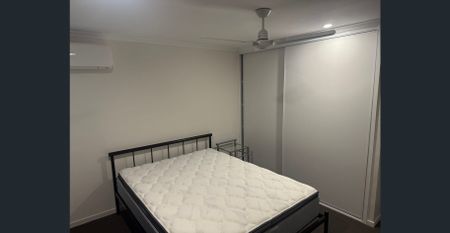 2 DUPLEX AVAILABLE NOW.... EACH UNIT CONSIST OF 3 BEDROOMS AND FULLY FURNISHED LOCATED IN A QUIET NEIGHBOURHOOD. - Photo 4