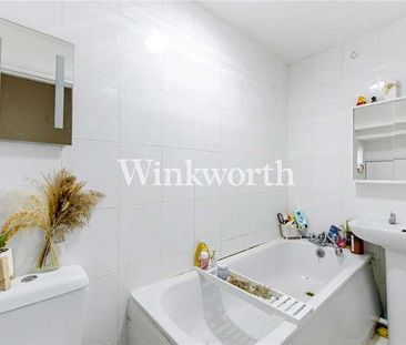 Orpington Gardens, London, N18 - Photo 5