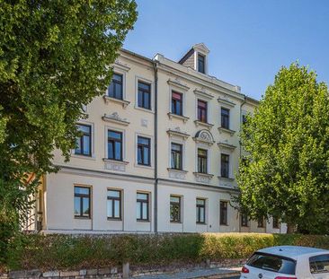 Aktuelle Renovierung einer gemütlichen 2-Raum-Wohnung im ruhigen Dr... - Foto 1