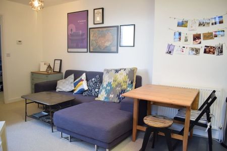 1 Bed Flat, Len Bishop Court, E1W - Photo 2