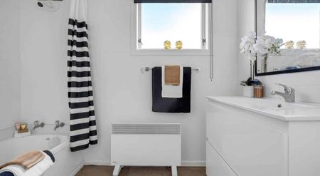 3 BEDROOMS & 1 BATHROOM IN BLOCKHOUSE BAY - Photo 5