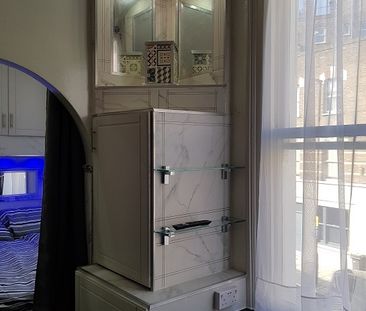 Room in a Shared House, Heyford Terrace, SW8 - Photo 4