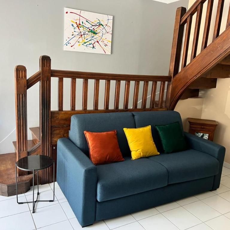 MAISON DE VILLE MEUBLÉE - A LOUER - VENDOME (41100) - Photo 1