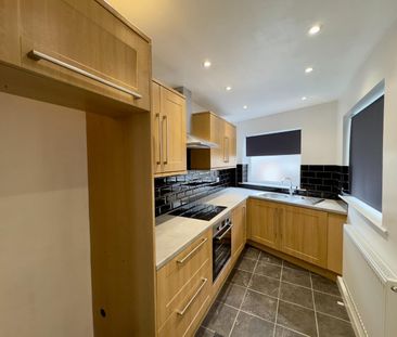 Victoria Road, Padiham, Burnley - Photo 6