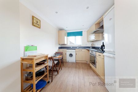 Chillingham Road Flat 3, Newcastle Upon Tyne - Photo 5