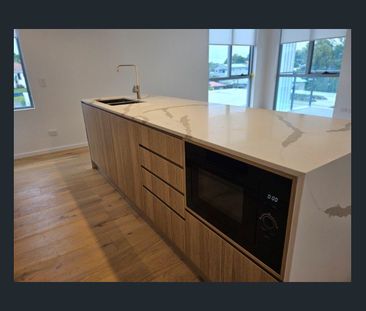 Modern 1-Bedroom Apartment. Two Swimming Pools, Gym, Sauna, Steam R... - Photo 3