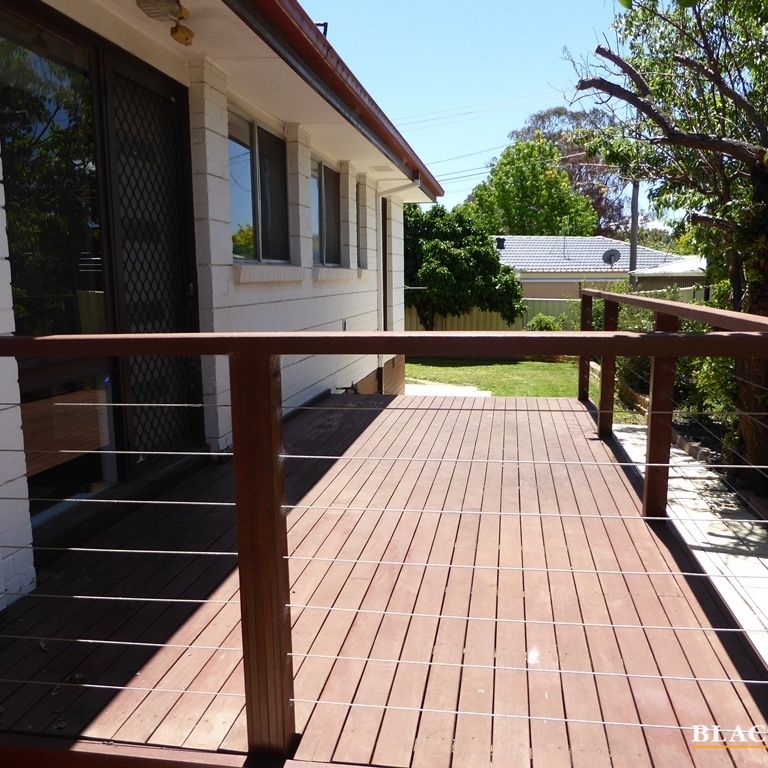 7 Clement Place, Macgregor ACT 2615 - House For Rent | Domain - Photo 1