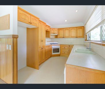 25 Harefield St, Indooroopilly - Photo 3