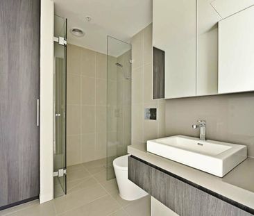 Register to Inspect // Stylish Riverside Living in the Heart of Mar... - Photo 6