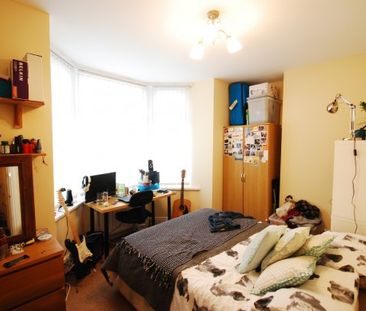 3 Bed - Helmsley Road, Sandyford - Photo 6