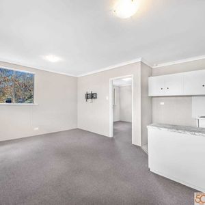2/5 Adams Street, Queanbeyan NSW 2620 - Apartment For Rent | Domain - Photo 2