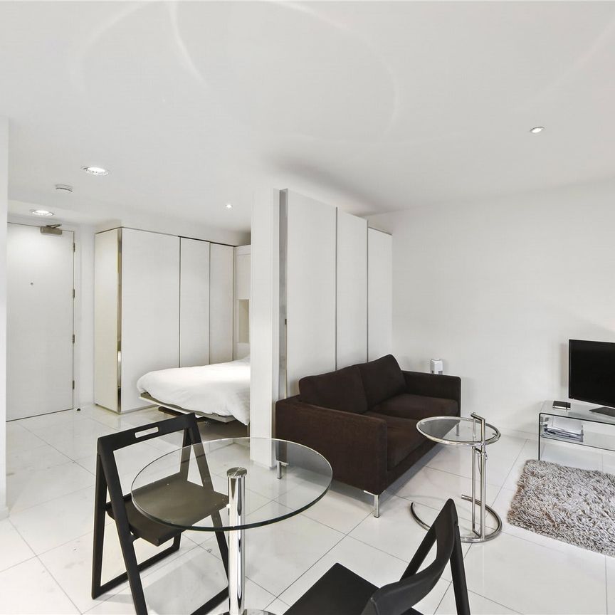 Baltimore Wharf, Baltimore Square E14 - Photo 1