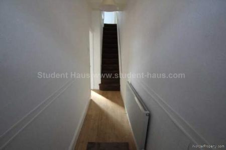 3 bedroom property to rent in Salford - Photo 3