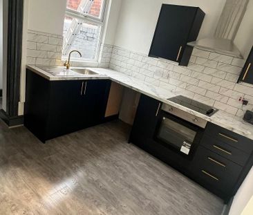 2 bedroom house to rent - Photo 1