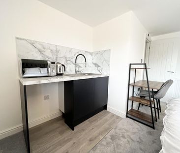 Studio to rent - Photo 4