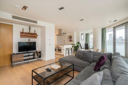 3 bedroom flat to rent - Photo 4