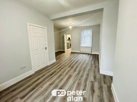 Dynevor Road, Skewen, NEATH - Photo 2