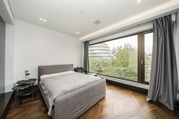 Crown Square, One Tower Bridge, SE1 - Photo 1