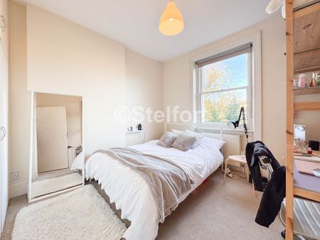 St. Augustines Road, NW1, London - Photo 4