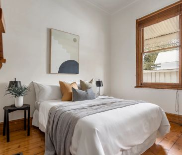 Classic Charm, Modern Convenience - Photo 2