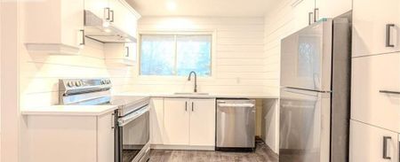 For Lease - 18 Majestic Drive Unit# A, South of Baseline to Knoxdale, Ontario - Photo 2