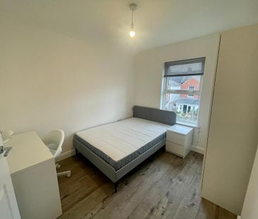 4 bedroom house share to rent - Photo 3