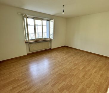 Ruhige 4-Zimmerwohnung im Herzen von Bülach - Photo 2