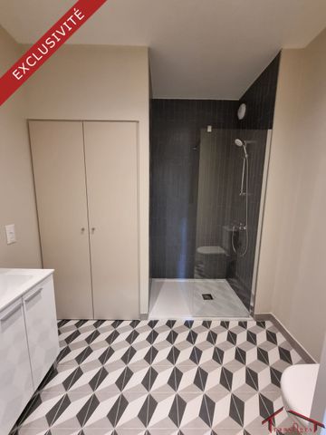 Location Appartement 2 pièces 73m² NARBONNE 11100 - Photo 2