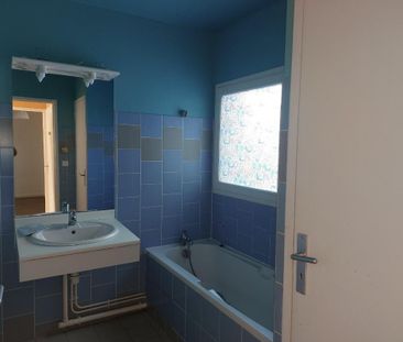 Location Appartement 3 pièces 64m² EVREUX 27000 - Photo 4