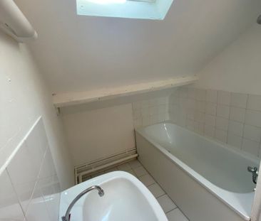 À LOUER – Studio de 17 m², Rue du Docteur Yersin, Lille-Wazemmes ré... - Photo 4