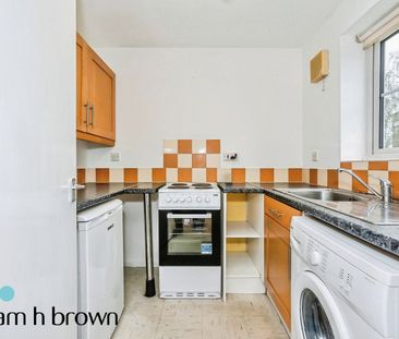 Lewes Close, Essex, Grays - Photo 4