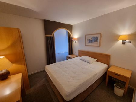 1 bedroom flat to rent - Photo 3