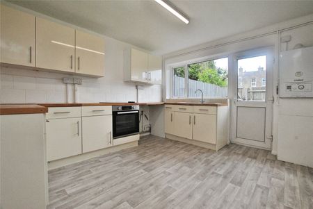 4 bedroom house to rent - Photo 4