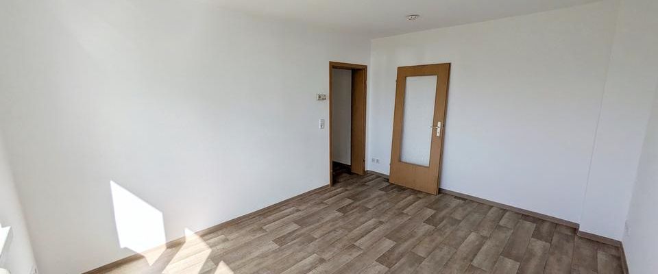 ++ schicke 2-Raum-Wohnung mit Balkon - in beruhigter Lage - Komfort & Gemeinschaft genießen! ++ - Foto 1