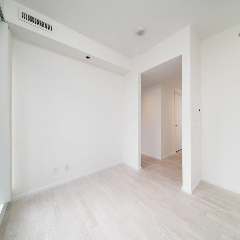 For Lease - 5 St Joseph Street Unit# 802, Toronto, Ontario - Photo 1