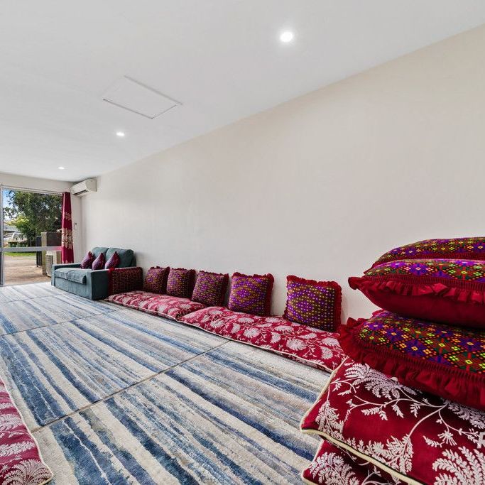 Modern and Spacious Duplex - Photo 1