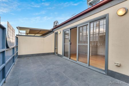 13 Kelvin Place, Carlton - Photo 3