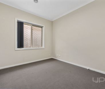 24 Walhalla Drive, Eynesbury - Photo 1