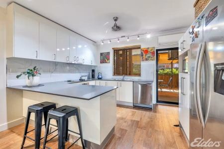 MODERN 2 BED UNIT CLOSE TO PALMERSTON CBD - Photo 4