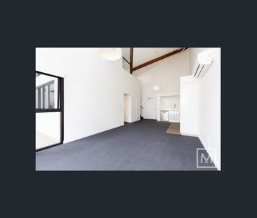 Split Level 2 bedroom in Heirloom - Photo 6