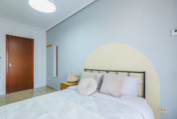 Plaça de Bisbe Benlloch, Torrent, Valencian Community 46900