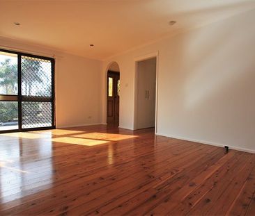 Bright, Spacious & Family-Ready | 3 Bedroom Home with Great Yard - Photo 1
