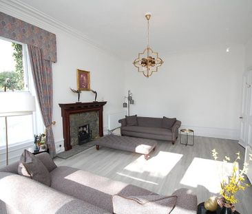 3 bedroom flat to rent - Photo 5