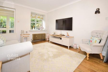 2 bedroom terraced house to rent - Photo 2