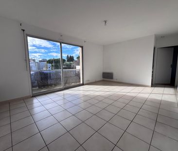 Location Appartement 3 pièces 54m² AUBENAS 07200 - Photo 2