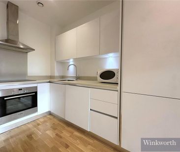 Studio to rent - Photo 4