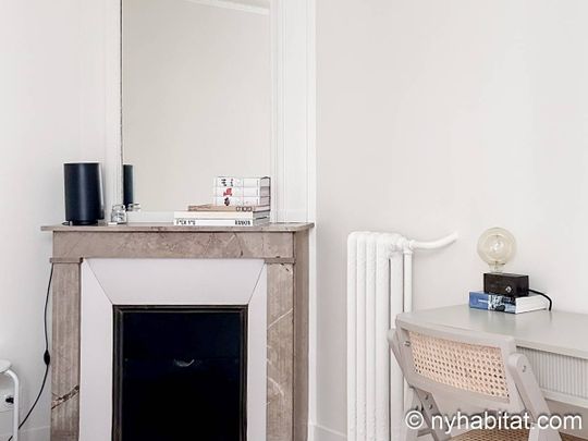 Logement à Paris, Location meublée - Photo 1